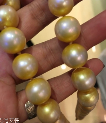 南洋金珠會掉色嗎？南洋金珠掉色的原因