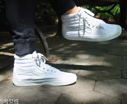 小白鞋洗了變黃怎么辦？小白鞋越洗越黃補(bǔ)救方法