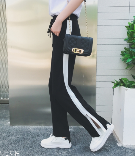 腿粗屁股大穿什么衣服？腿粗屁股大穿搭技巧