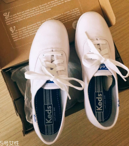 keds小白鞋多少錢？keds帆布鞋正品價(jià)位