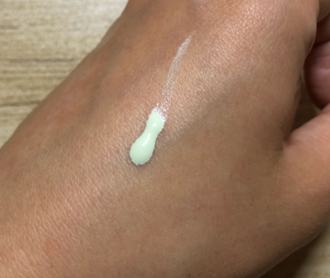 美膚寶和百雀羚哪個好？美膚寶和百雀羚品牌對比