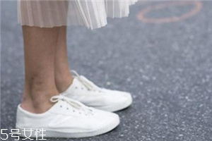 小白鞋多久洗一次？小白鞋的清洗頻率