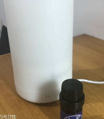 玫瑰精油可以去斑嗎？玫瑰精油怎么祛斑