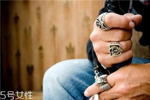 king baby是奢侈品嗎？king baby算不算奢侈品