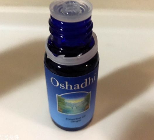 單方精油可以做香薰嗎？單方精油和復(fù)方精油哪個(gè)做香薰好