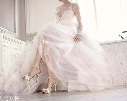 婚鞋只能穿一次嗎？婚鞋結(jié)婚后不能穿了嗎