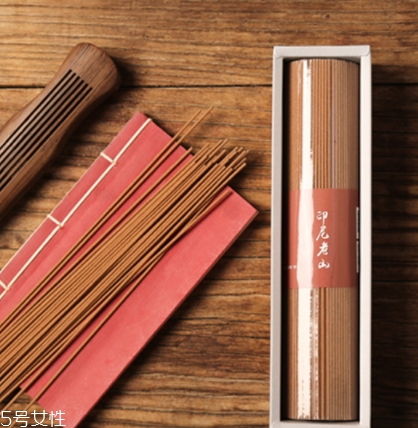線香是什么？線香的功效與作用