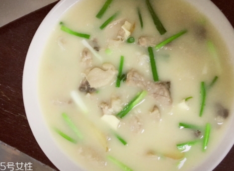 葡萄籽油可以炒菜嗎？葡萄籽油可以炒什么菜