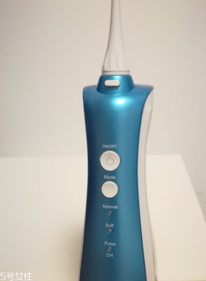 沖牙器能代替牙刷嗎？用沖牙器要刷牙嗎