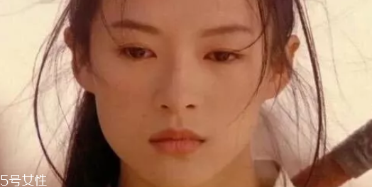 2018流行什么唇形 2018流行唇形盤(pán)點(diǎn)