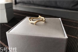 戒指不好摘下來怎么辦？戒指不好取下來怎么辦
