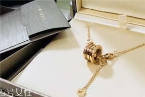 寶格麗彈簧項(xiàng)鏈怎么扣？寶格麗彈簧項(xiàng)鏈幾種扣法
