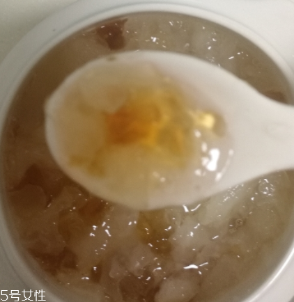 桃膠能和紅糖一起煮嗎？桃膠煮紅糖好嗎？