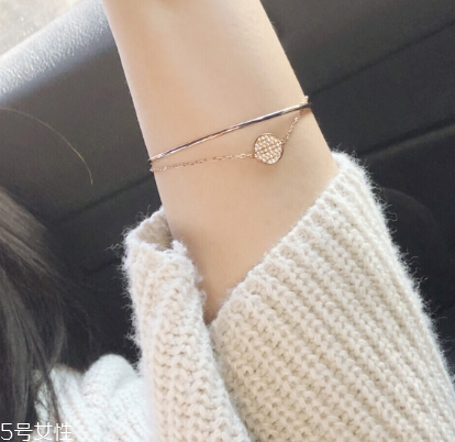 手鏈可以兩只手同時戴嗎？手鏈可以兩只手一起戴嗎