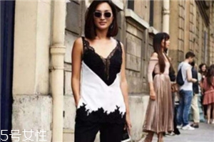 皮膚黑夏天穿什么顏色？黑皮膚適合什么顏色衣服