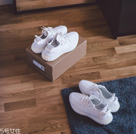 椰子350純白什么時(shí)候補(bǔ)貨？yeezy 350純白補(bǔ)貨量有多少？