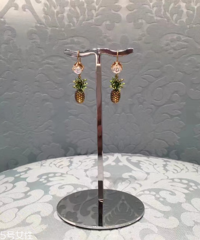 耳環(huán)掉色怎么辦？耳環(huán)掉色怎么處理