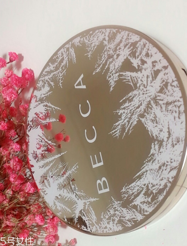 becca七龍珠眼影盤(pán)怎么樣 becca七龍珠高光眼影盤(pán)怎么用