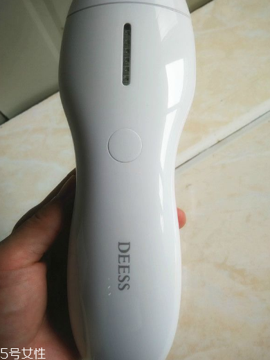 deess脫毛儀怎么用？蒂絲脫毛儀使用方法