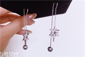 耳環(huán)后面的扣怎么戴？耳環(huán)后面的扣戴法