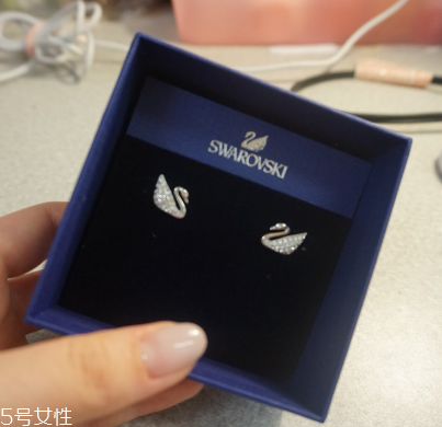 耳釘對(duì)耳唇有什么危害？耳釘對(duì)耳朵有哪些害處？