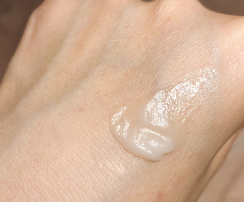 olay空氣霜怎么樣？olay空氣霜搓泥嗎？
