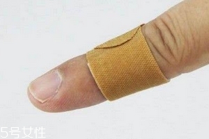 創(chuàng)可貼可以貼臉上嗎？臉上能貼創(chuàng)可貼嗎？