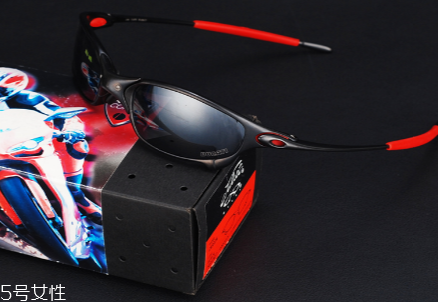 oakley是奢侈品牌嗎？歐克利屬于奢侈品嗎？
