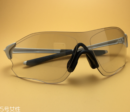 oakley眼鏡怎么樣？歐克利眼鏡好嗎？