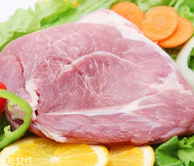 黑豬肉是黑色嗎？黑豬肉什么顏色？