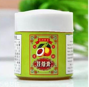 豆蔻膏過期還能涂抹嗎？過期的豆蔻膏還能用嗎？