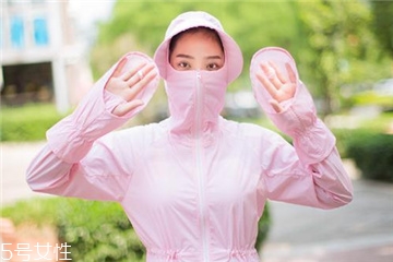 防曬衣可以防止曬黑嗎？防曬衣能不能防曬黑？
