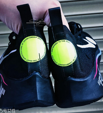 off white聯(lián)名nike zoom fly足球鞋發(fā)售日期_多少錢？