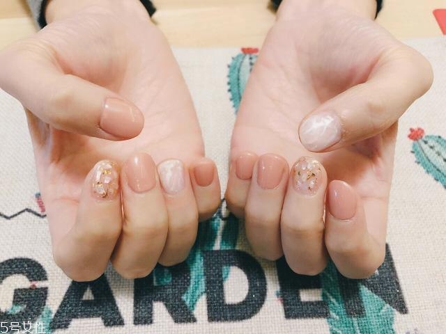 2022最新韓式美甲圖片 韓國(guó)熱門(mén)美甲款式推薦
