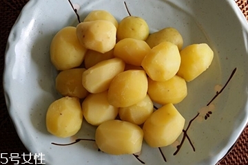 土豆要去皮嗎？土豆怎么去皮最快？