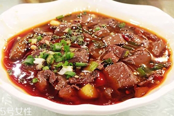 雞血能吃嗎？雞血吃了會(huì)怎樣？