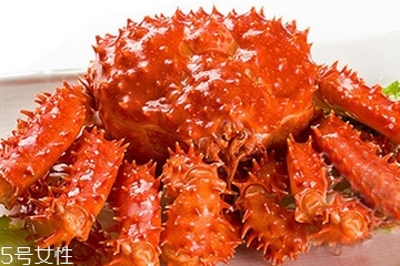 帝王蟹是什么顏色的？帝王蟹哪個(gè)顏色好？