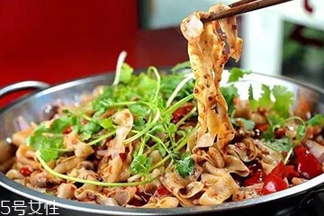 雞肝能在微波爐加熱嗎？雞肝在微波爐加熱會(huì)爆炸嗎？
