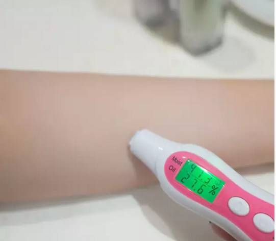 蘭芝紫色隔離好用嗎？黃皮美白利器