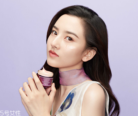 希思黎黑玫瑰初戀霜怎么樣？希思黎黑玫瑰初戀霜測評(píng)