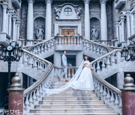 婚紗定金可以退嗎？婚紗定了還能退嗎？