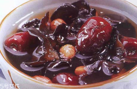 花生衣能代替紅棗嗎？花生衣和紅棗的區(qū)別