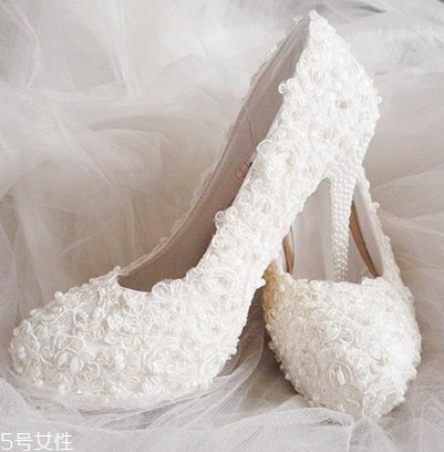 婚鞋可以提前穿嗎？婚鞋提前穿有影響嗎？
