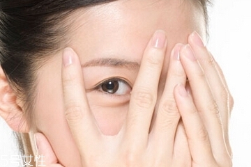眼霜為什么辣眼睛？眼霜辣眼睛是怎么回事？