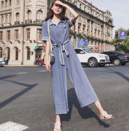 不會搭配衣服怎么辦？女生不會搭配怎么解決？