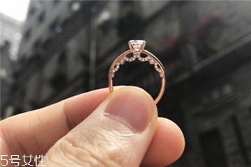 鉆戒上的鉆石會(huì)碎嗎？鉆戒的鉆碎了怎么辦？