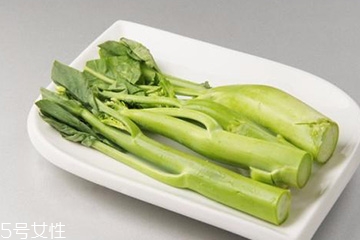 芥蘭能炒牛肉嗎？芥蘭炒牛肉的做法