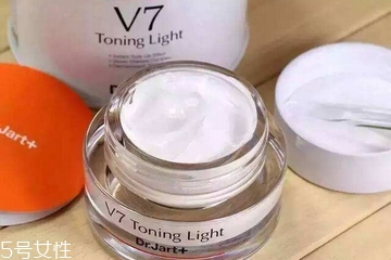 素顏霜晚上可以不洗嗎？素顏霜不洗有副作用嗎？
