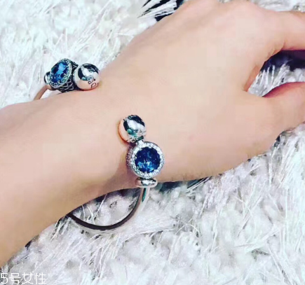 貓眼石手鐲一般多少錢？貓眼石手鐲市場價格