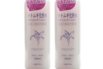 化妝水進眼睛怎么辦？化妝水辣眼睛怎么回事？